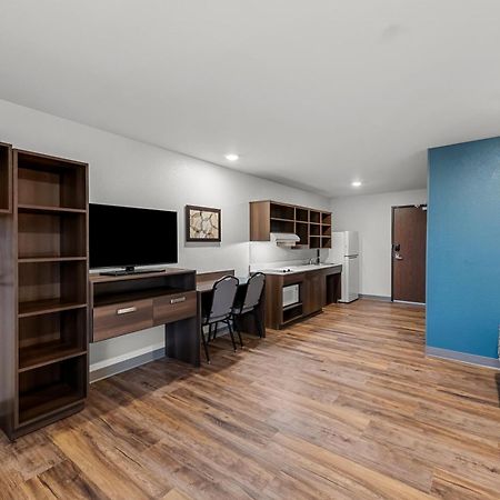 Woodspring Suites Kansas City Airport Екстериор снимка