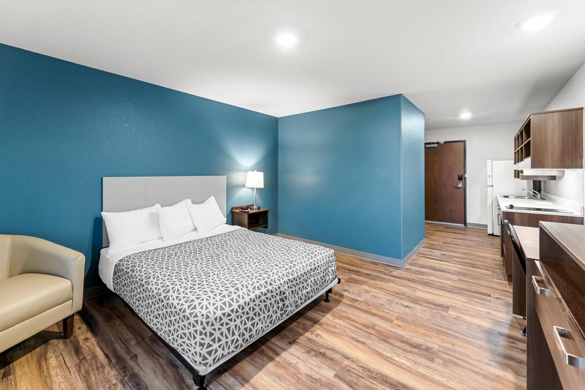 Woodspring Suites Kansas City Airport Екстериор снимка