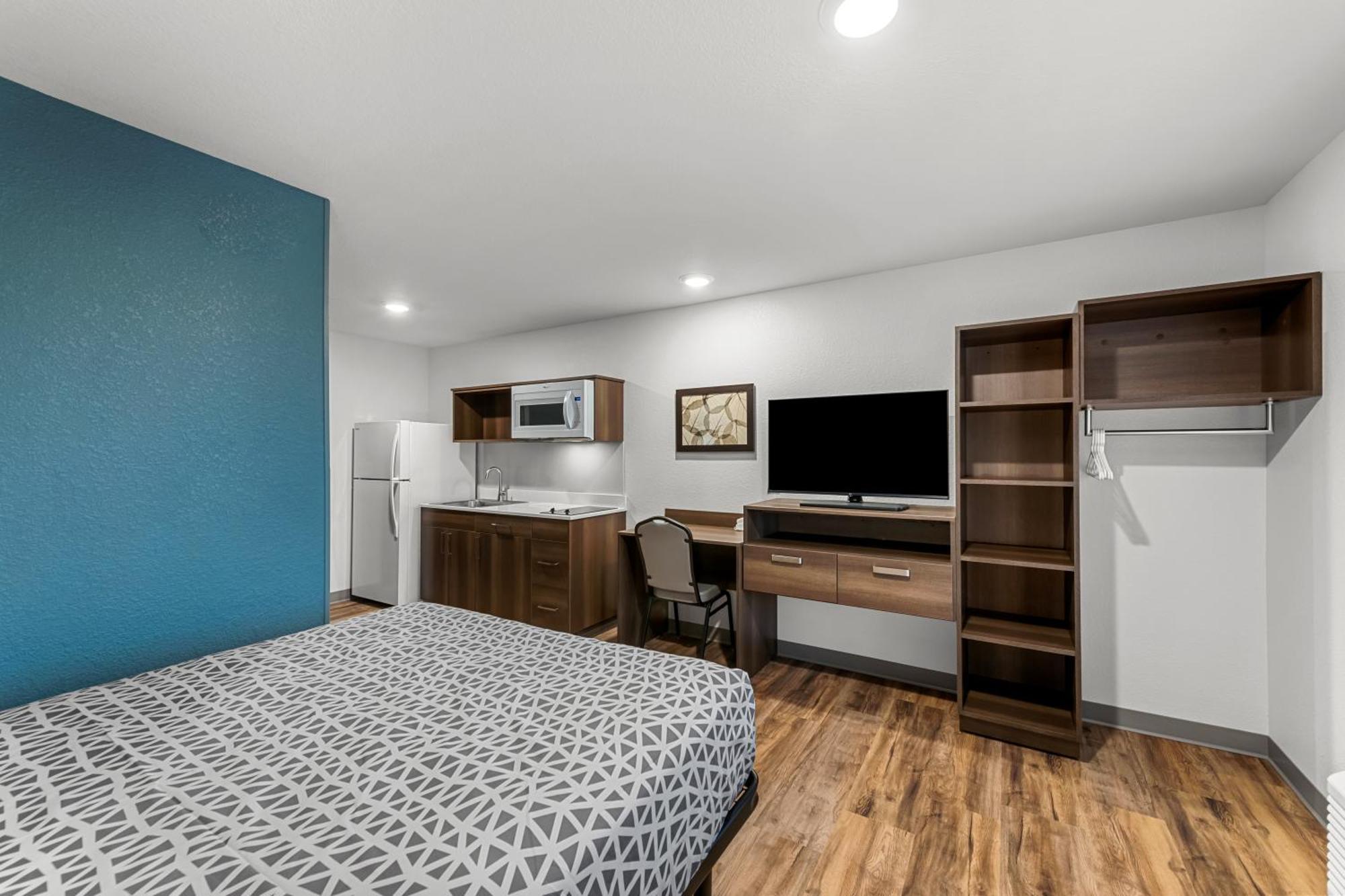 Woodspring Suites Kansas City Airport Екстериор снимка