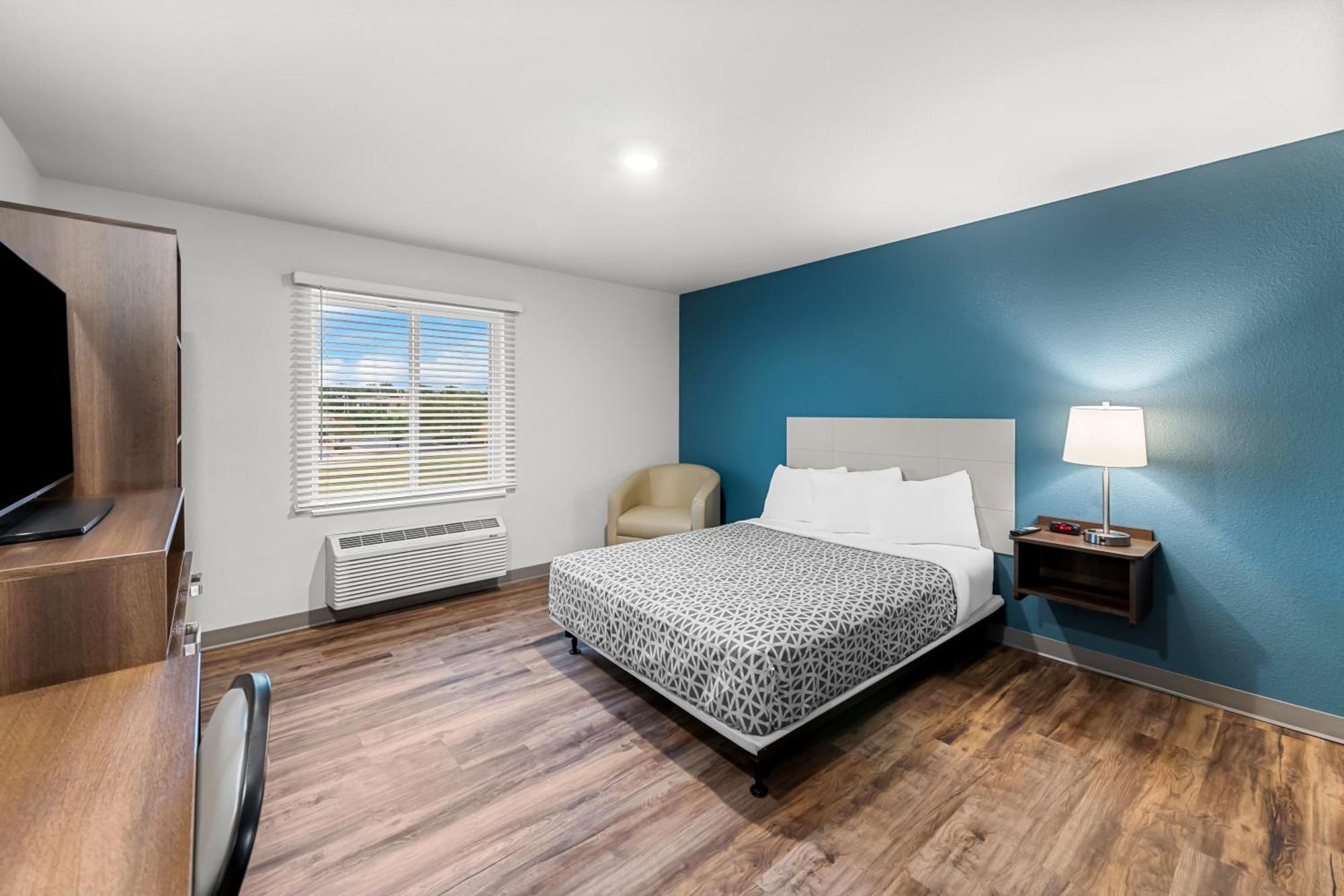 Woodspring Suites Kansas City Airport Екстериор снимка