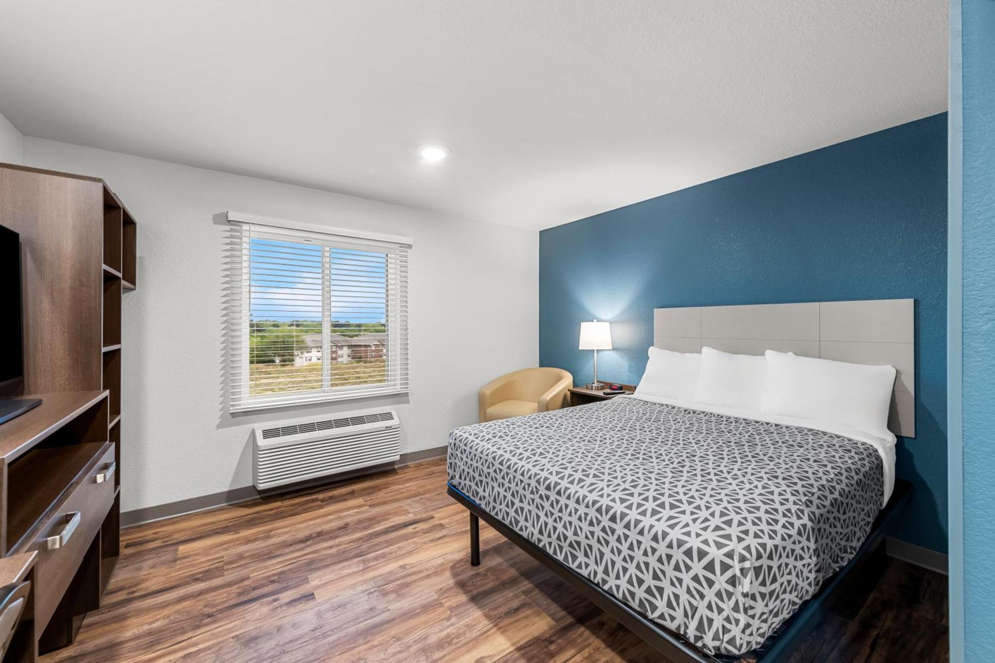 Woodspring Suites Kansas City Airport Екстериор снимка